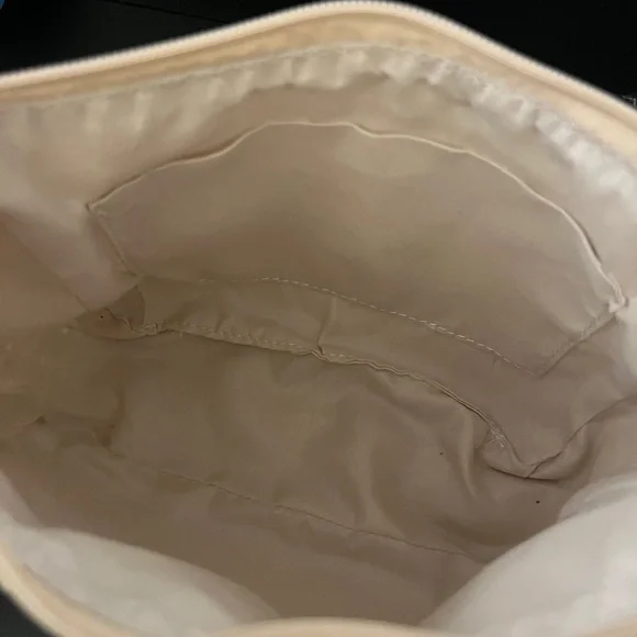 Cream Woven Shoulder Bag with Tortoiseshell Chain - NWOT - Picture 2 of 5